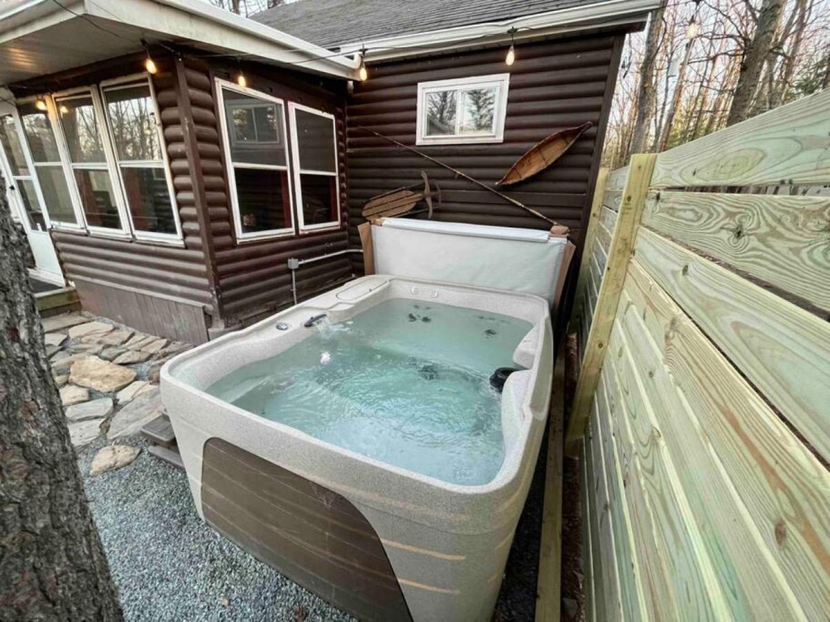 Wally'S Cabin Hawley Exteriör bild